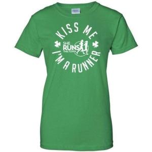 Kiss Me I’m a Runner Tee – SHE Runs(Green)