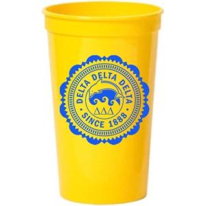 Greekgear Delta Delta Delta Old Style Classic Giant Plastic Cup Set of 4
