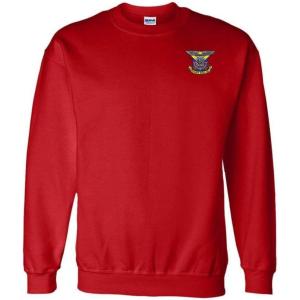 Delta Kappa Epsilon World Famous Crest – Shield PATCH Crewneck Sweatshirt(Red)