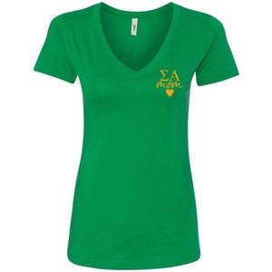 Sigma Alpha Mom Ideal V-Neck(Kelly Green)